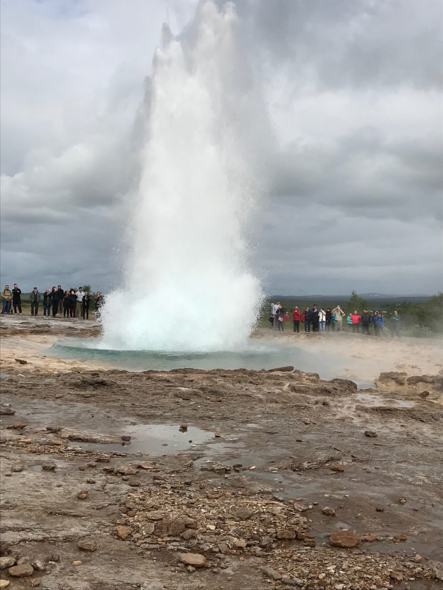 This geyser erupts every seven minutes!